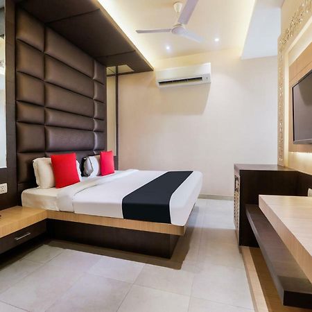 Capital O 46218 Royal Cottage Suite Kanpur Luaran gambar