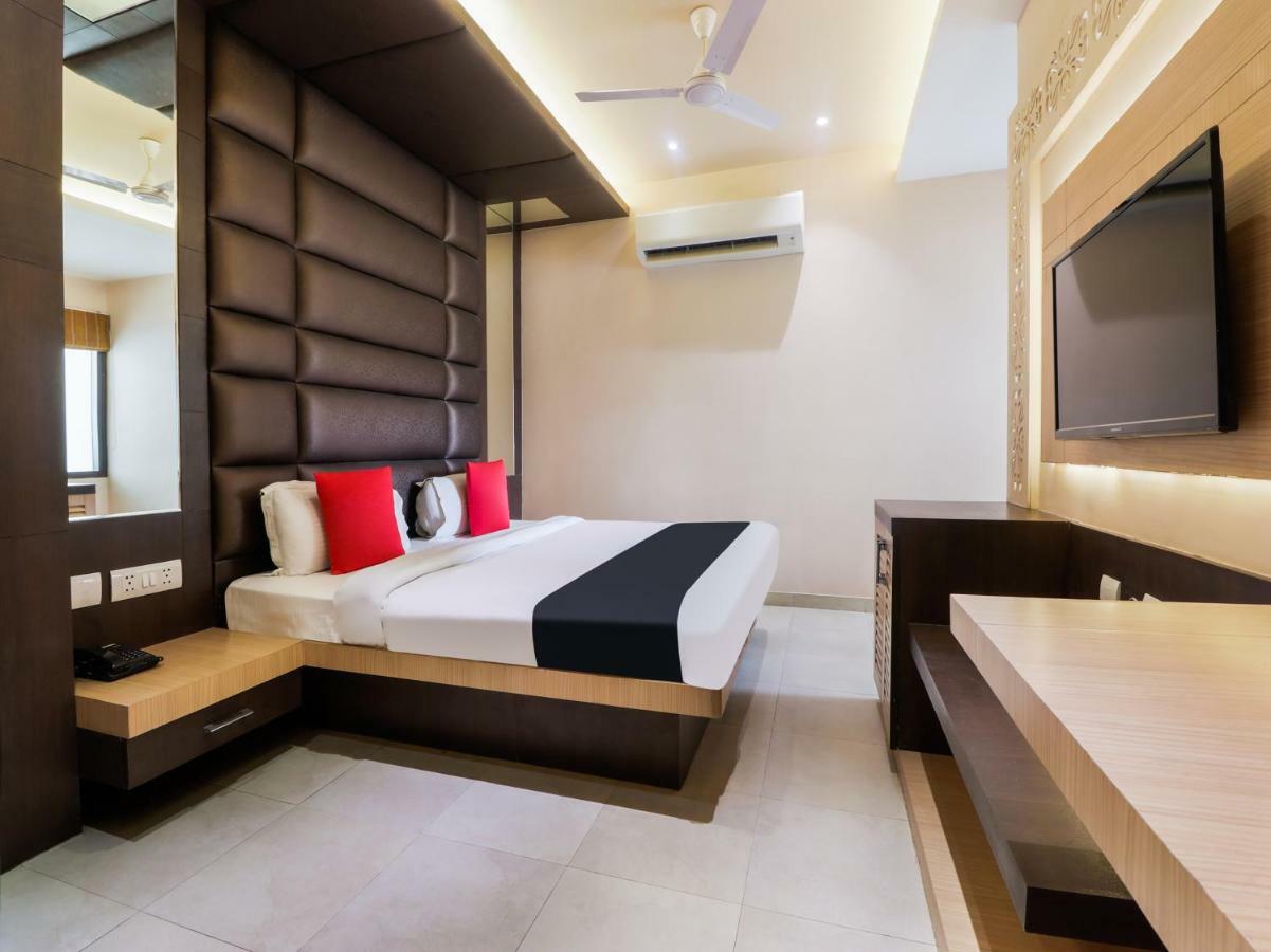 Capital O 46218 Royal Cottage Suite Kanpur Luaran gambar