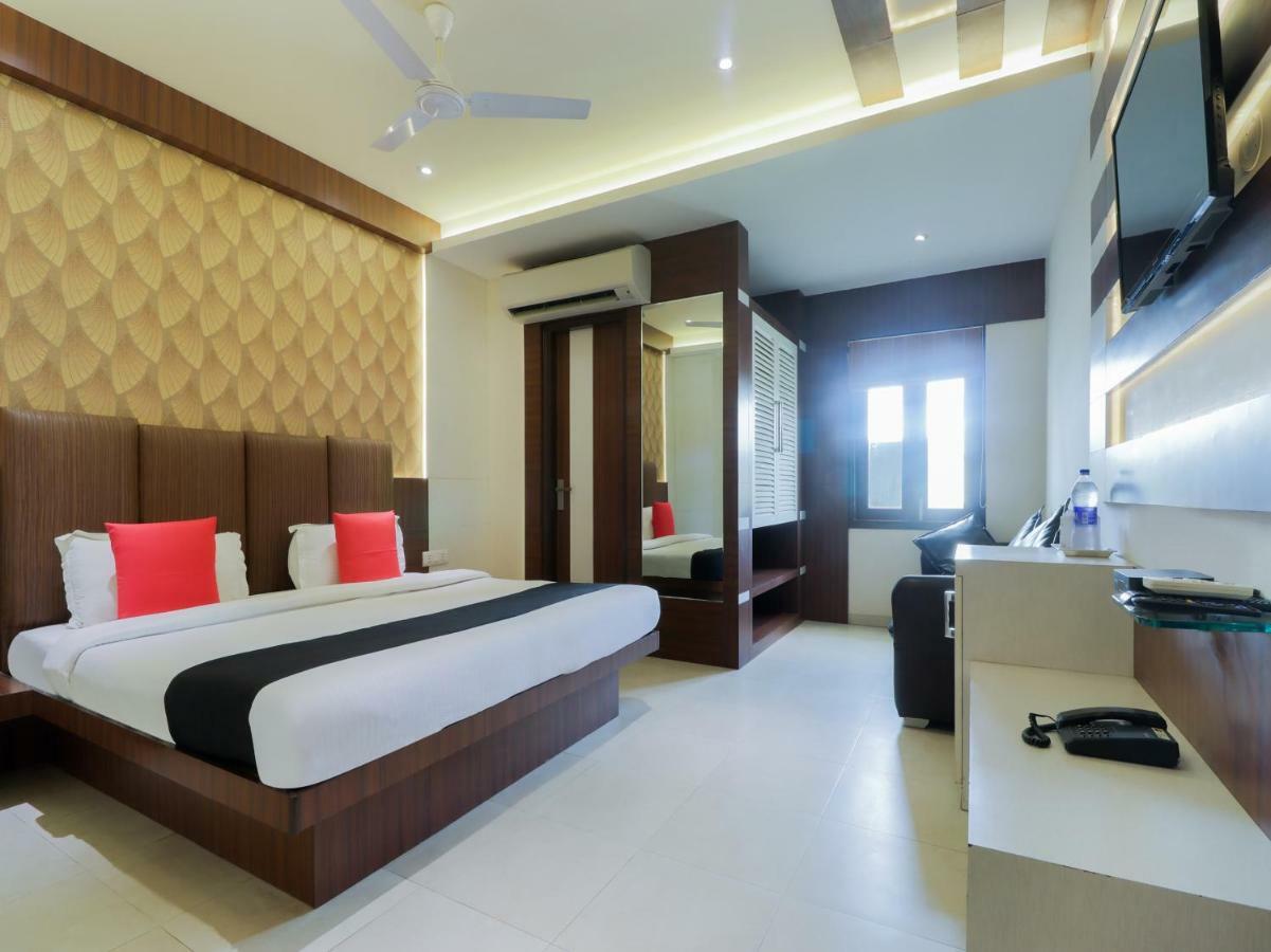 Capital O 46218 Royal Cottage Suite Kanpur Luaran gambar
