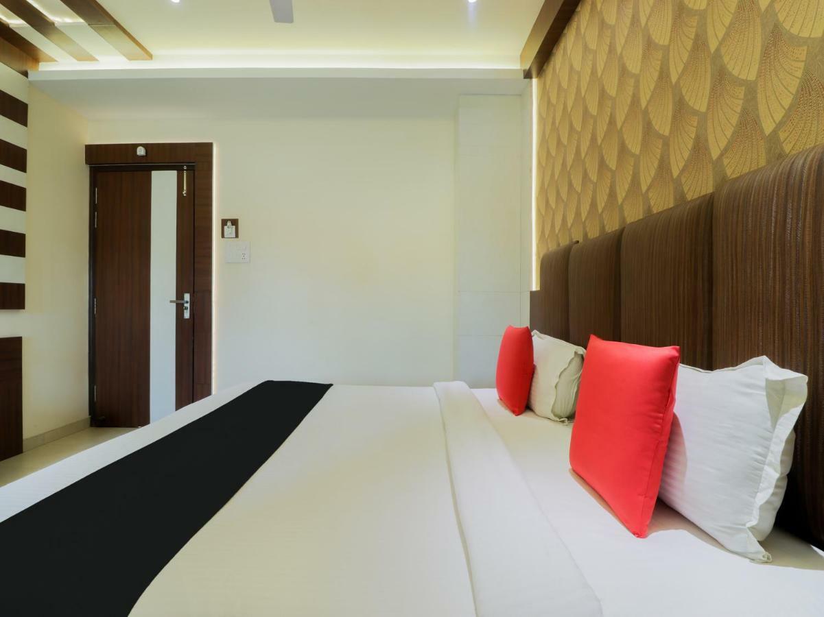 Capital O 46218 Royal Cottage Suite Kanpur Luaran gambar